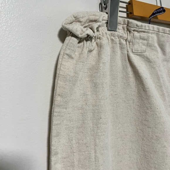 Yessica Women’s Beige Cotton-Linen Blend Relaxed Trousers - Size 42 - Picture 9 of 15